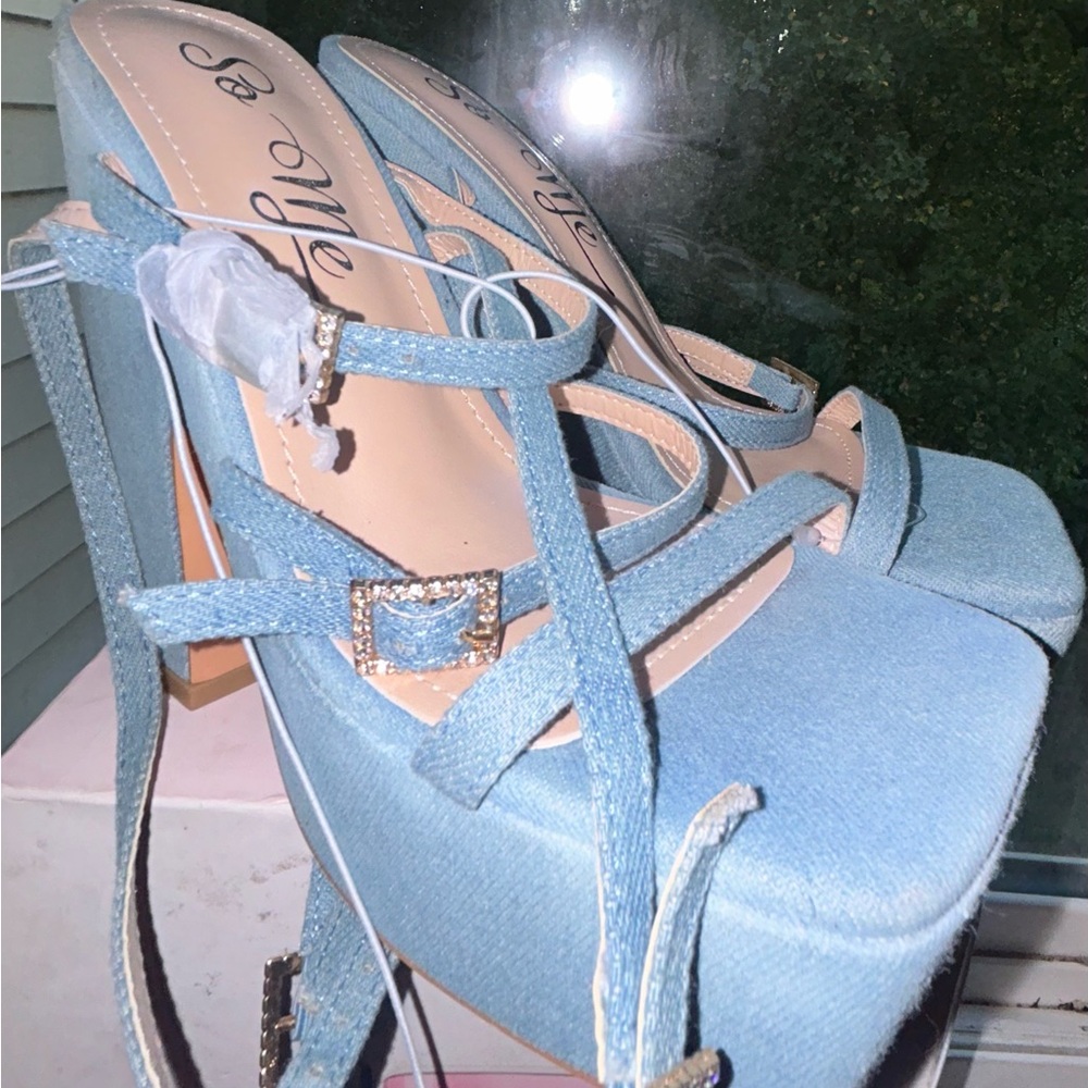 So Me Light Blue Platform Heels